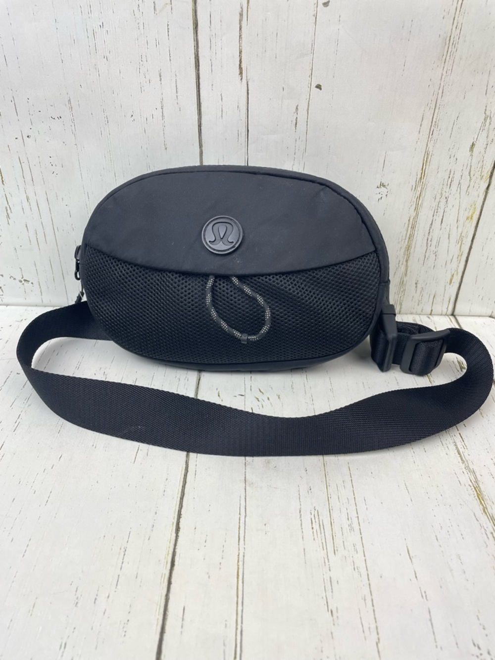 Lululemon Take It On Belt Bag *1L‎